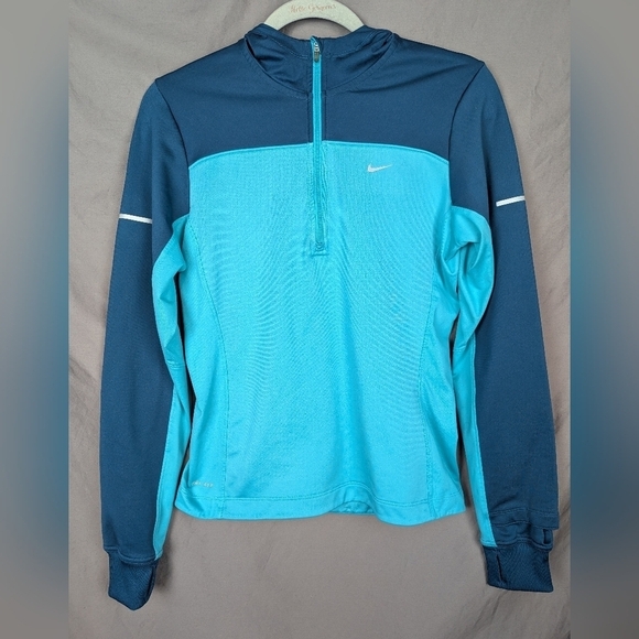 Nike dri fit running shirt small in excellent condition - Picture 1 of 9